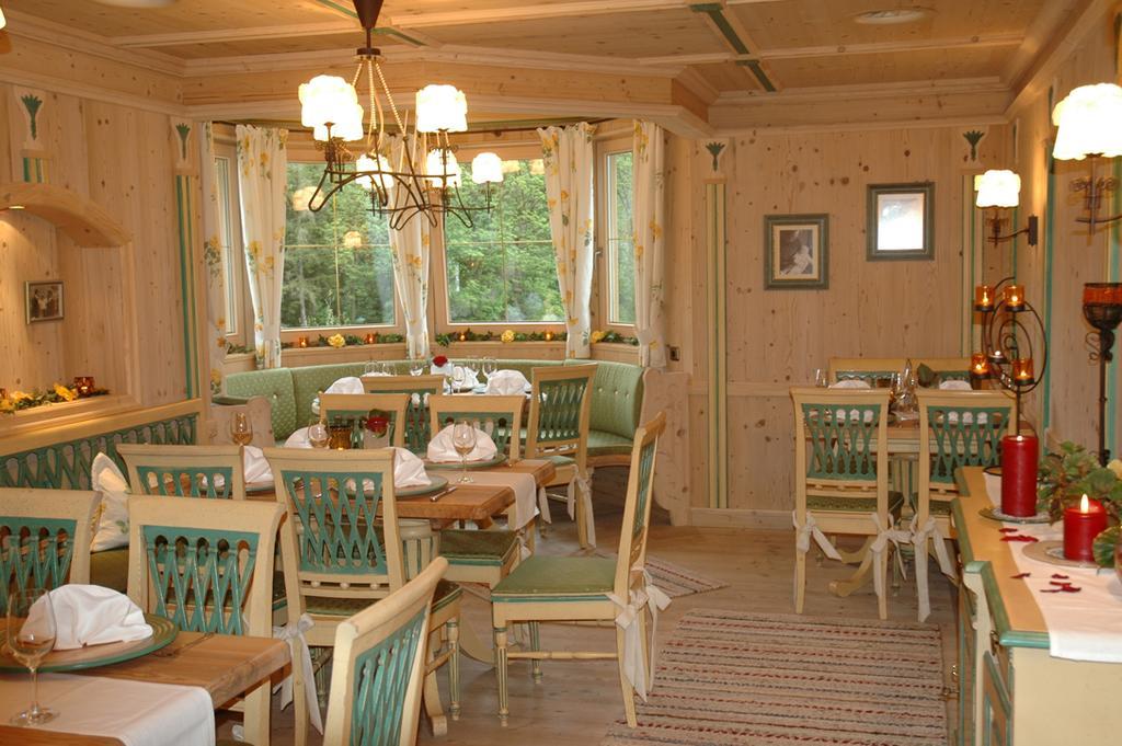 Alpin-Hotel Schrofenblick Mayrhofen Exterior foto